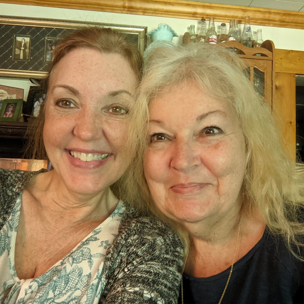 Meet your Posher, Mimi's Memories @marleymaggiemae 's MOM